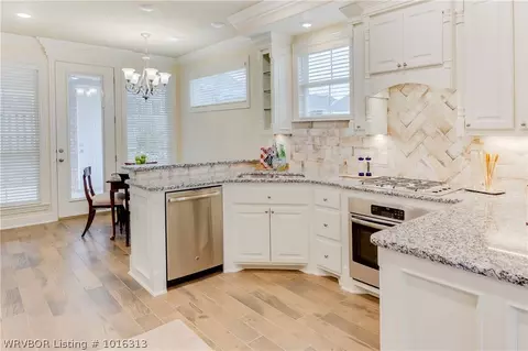 23 Jeffrey Way, Fort Smith, AR 72903 photo 8