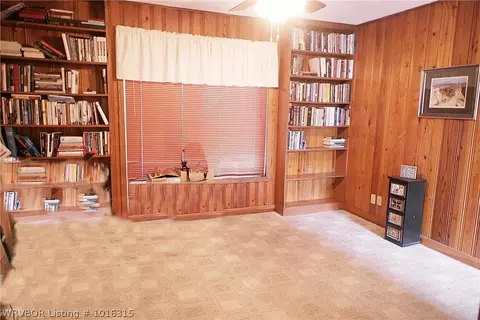 2000 Wolfe Ln, Fort Smith, AR 72901 photo 8