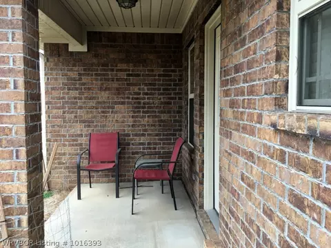 2000 Holt St, Lavaca, AR 72941 photo 24