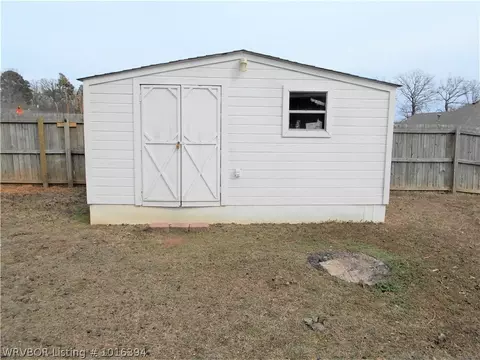 1204 11th St, Barling, AR 72923 photo 15