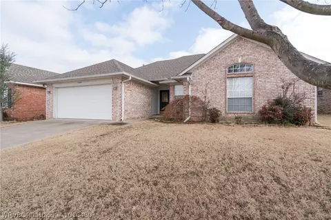 5520 Chapen Dr, Fort Smith, AR 72916 photo 3