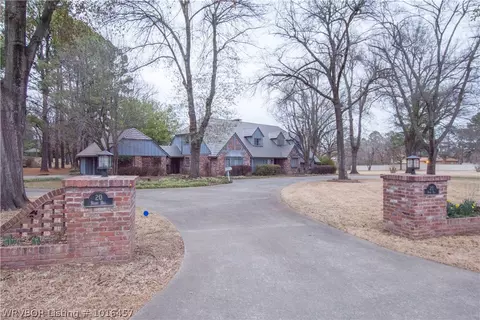 20 Berry Hill Rd, Fort Smith, AR 72903 photo 1