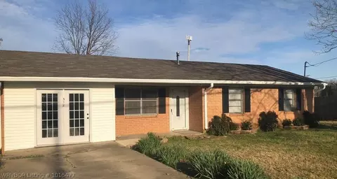 318 N Main St, Dyer, AR 72935 photo 1