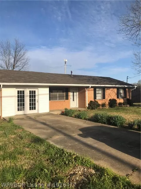 318 N Main St, Dyer, AR 72935 photo 2