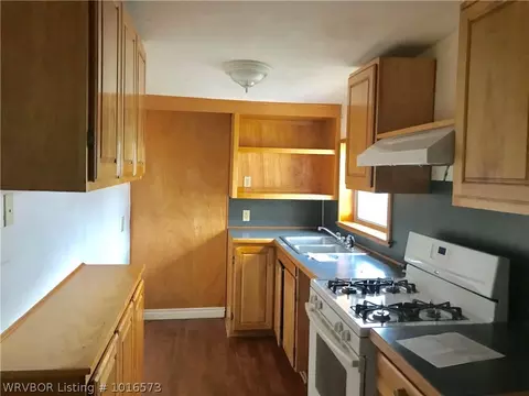 1112 S 10th St, Fort Smith, AR 72901 photo 5