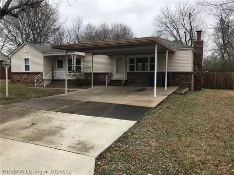 311 N 47th St, Fort Smith, AR 72903 photo 1