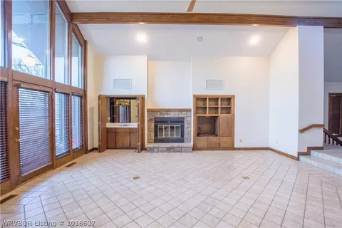 16 Berry Hill Rd, Fort Smith, AR 72903 photo 4