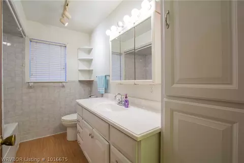 635 Angela Cir, Barling, AR 72923 photo 8