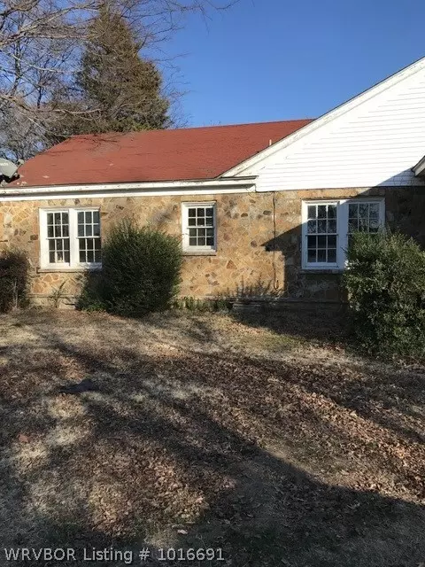 301 E Broadway St, Spiro, OK 74959 photo 1