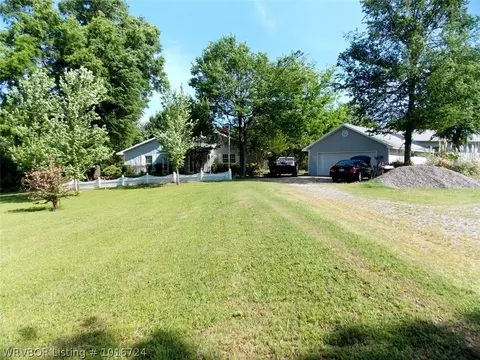 20520 Bean Patch Loop, Howe, OK 74940 photo 1