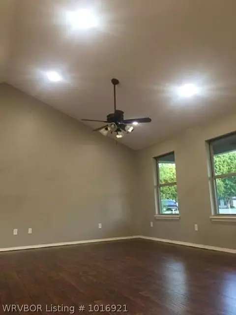 321 Williams Ln, Pocola, OK 74902 photo 7