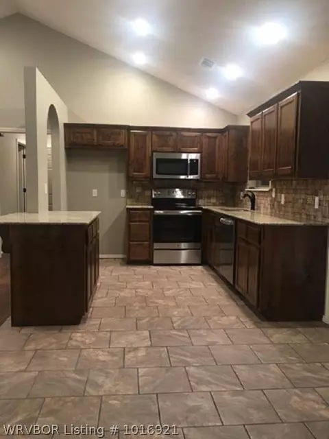 321 Williams Ln, Pocola, OK 74902 photo 9