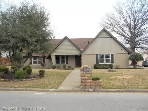 2500 Roxbury, Fort Smith, AR 72908 photo 1