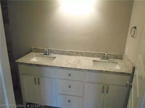 2500 Roxbury, Fort Smith, AR 72908 photo 9
