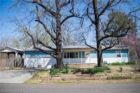 4600 N 33rd St, Fort Smith, AR 72904 photo 2