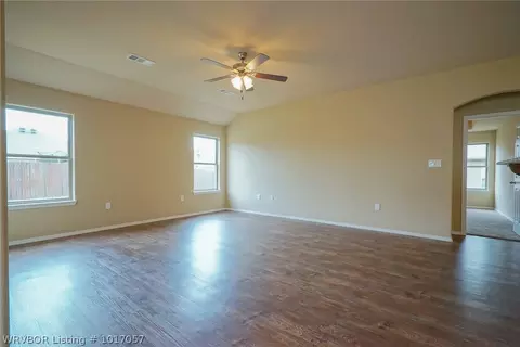 310 Regency Dr, Barling, AR 72923 photo 9