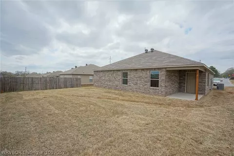 310 Regency Dr, Barling, AR 72923 photo 27