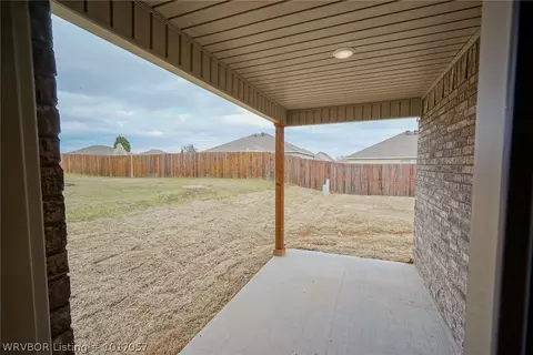 310 Regency Dr, Barling, AR 72923 photo 25