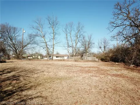 3003 Neis St, Fort Smith, AR 72904 photo 9