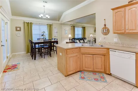 713 Windbrook Ct, Fort Smith, AR 72908 photo 10