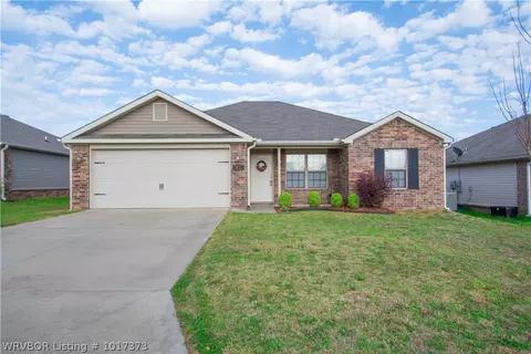 302 Regency Dr, Barling, AR 72923 photo 1