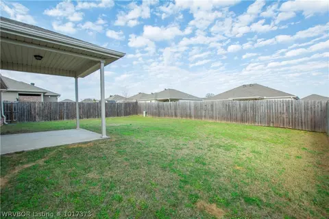 302 Regency Dr, Barling, AR 72923 photo 15