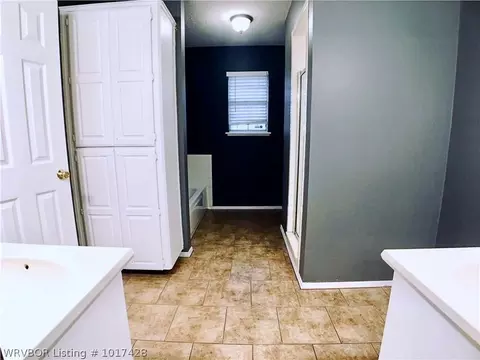 9409 Bridgeford Cir, Fort Smith, AR 72908 photo 10
