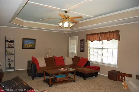 1509 Princeton Dr, Fort Smith, AR 72908 photo 2