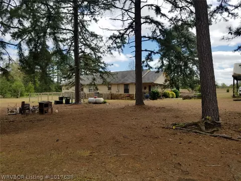 5805 Slaytonville Rd, Hackett, AR 72937 photo 3
