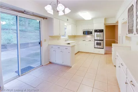 3501 S Cliff Dr, Fort Smith, AR 72903 photo 9