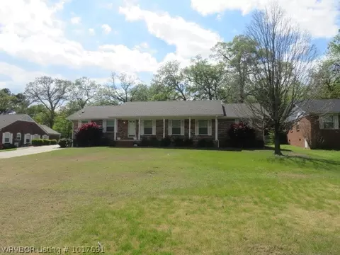 1722 Burnham Rd, Fort Smith, AR 72903 photo 2