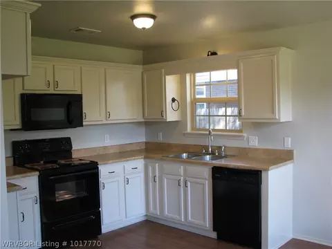 712 18th St, Fort Smith, AR 72901 photo 4