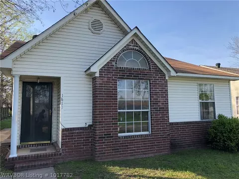 1811 N 9th St, Fort Smith, AR 72904 photo 1