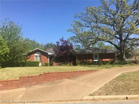 3909 27th Cir, Fort Smith, AR 72901 photo 1