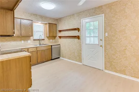 506 O St, Barling, AR 72923 photo 7