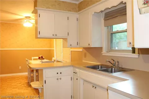 223 N 57th St, Fort Smith, AR 72903 photo 11