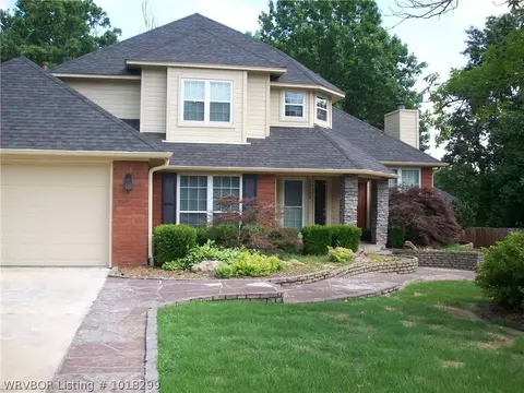10108 Hanover Ct, Fort Smith, AR 72908 photo 2