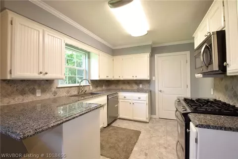 701 Martin Dr, Fort Smith, AR 72908 photo 6