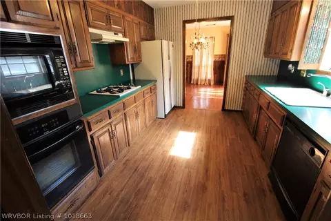 524 Thicksten Dr, Alma, AR 72921 photo 8