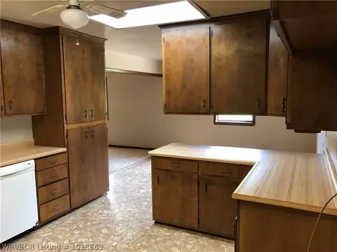 398 E County Rd, Magazine, AR 72943 photo 13