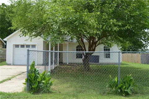 2005 N 34th St, Fort Smith, AR 72904 photo 1