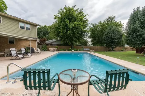 2630 Enid Pl, Fort Smith, AR 72901 photo 2