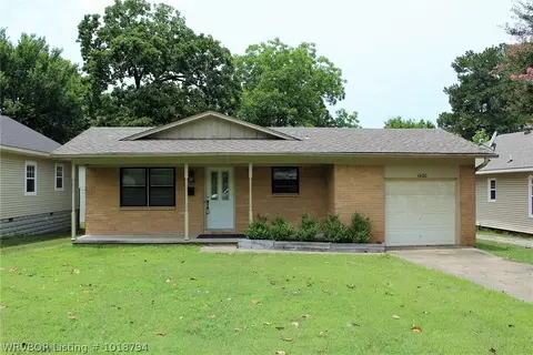 1420 S 17th St, Fort Smith, AR 72901 photo 1