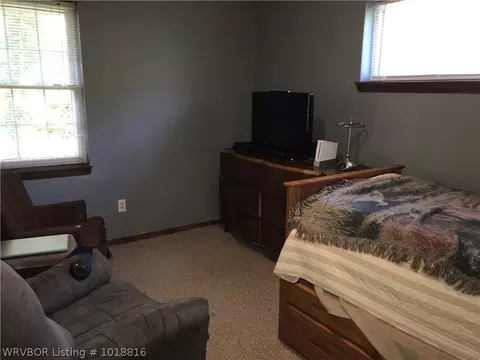 8517 Ouachita Dr, Hackett, AR 72937 photo 7