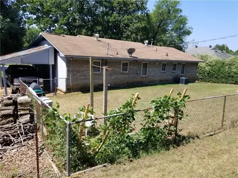 8517 Ouachita Dr, Hackett, AR 72937 photo 4