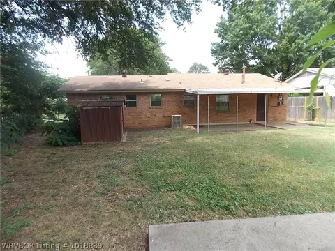 5017 S 17th Ter, Fort Smith, AR 72901 photo 11