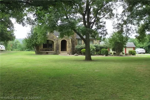 2800 E Walnut St, Paris, AR 72855 photo 1