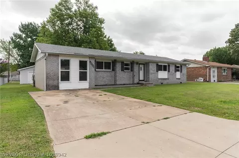 8001 Hermitage Dr, Fort Smith, AR 72908 photo 20