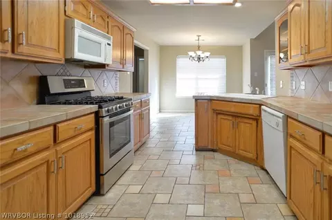 7501 Millennium Dr, Fort Smith, AR 72916 photo 11