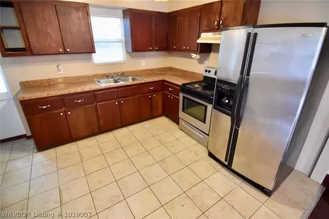 1213 40th St, Fort Smith, AR 72904 photo 3